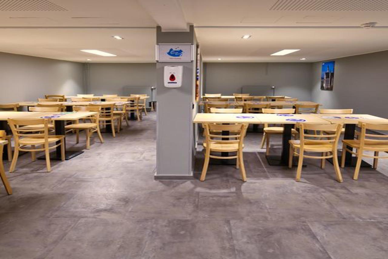 A&o Hackerbruecke *